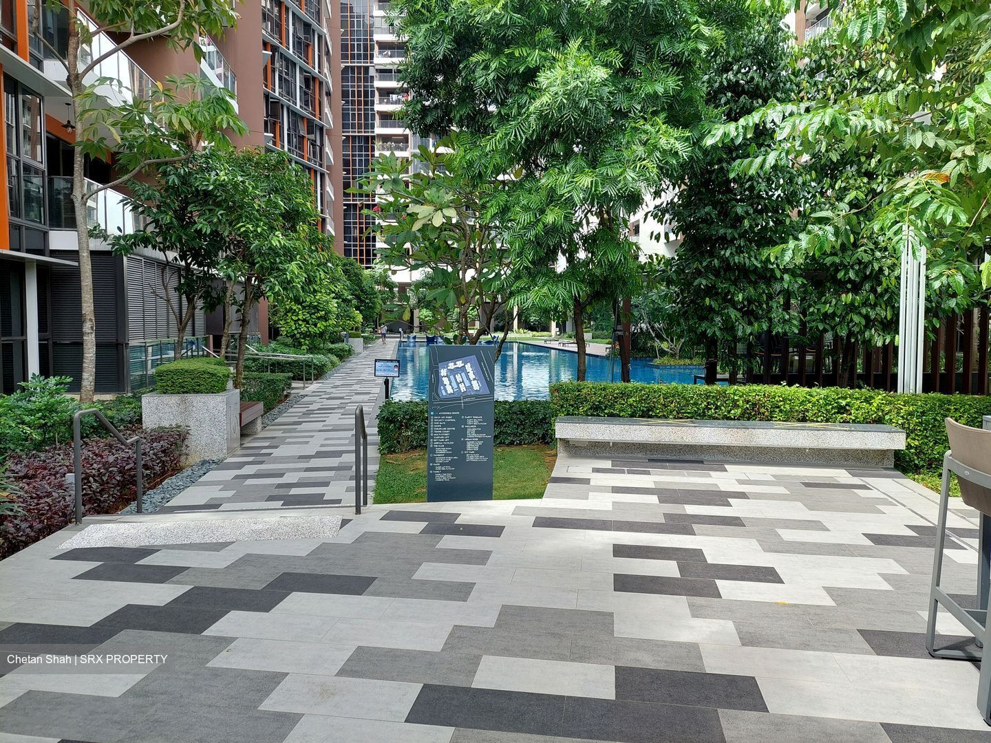 Sims Urban Oasis (D14), Retail #459522151